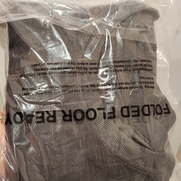 24/7 Pocket Tee - Picture 4 of 5